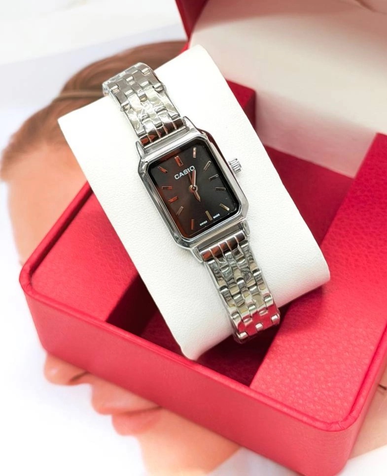 Часы Casio